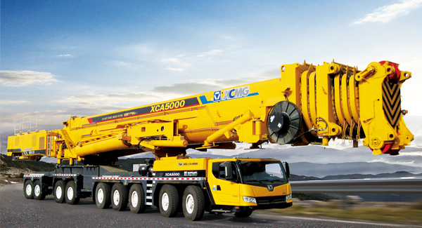 盈彩官网平台成功研制全球最大吨位、技术含量最高的XCA5000全地面起重机